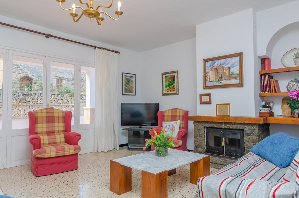 Can Nicolau Colonia de Sant Pere Esterno foto